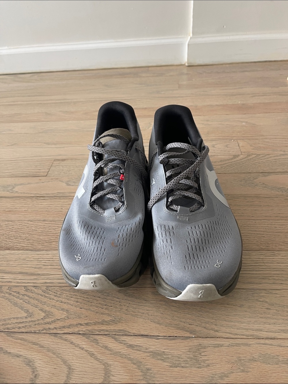 On Running Men's Grey and Brown Cloudnova x Pleasures Athletic Shoe - Picture 7 of 9